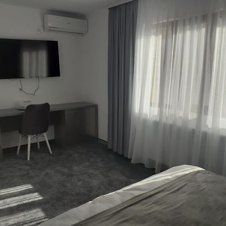 Motel Moara Veche Săcălăşeni Exteriör bild