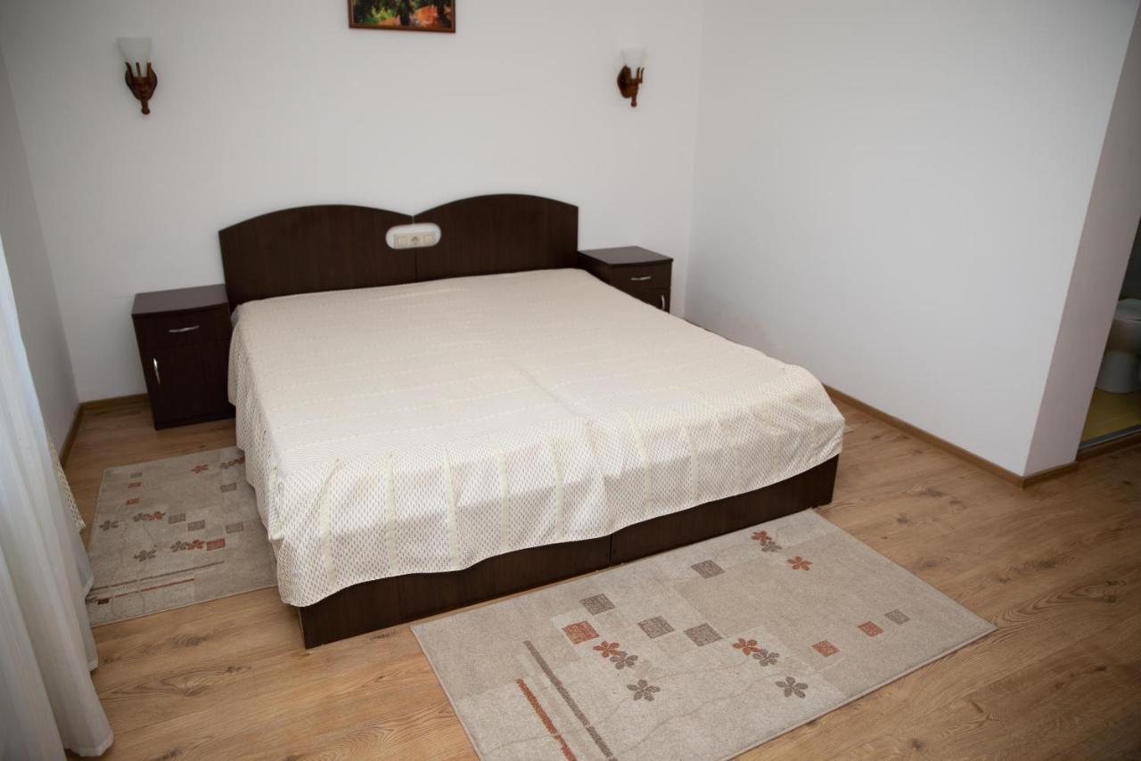 Motel Moara Veche Săcălăşeni Exteriör bild