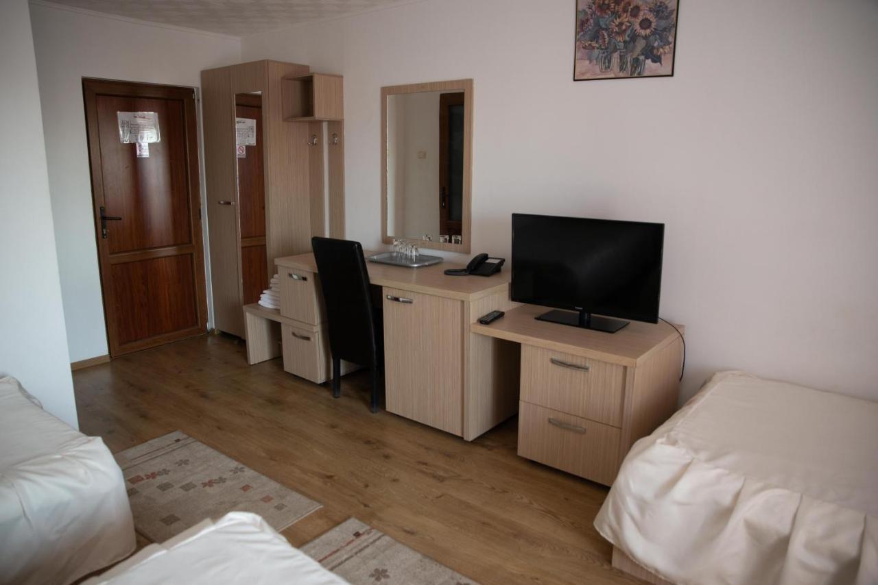 Motel Moara Veche Săcălăşeni Exteriör bild