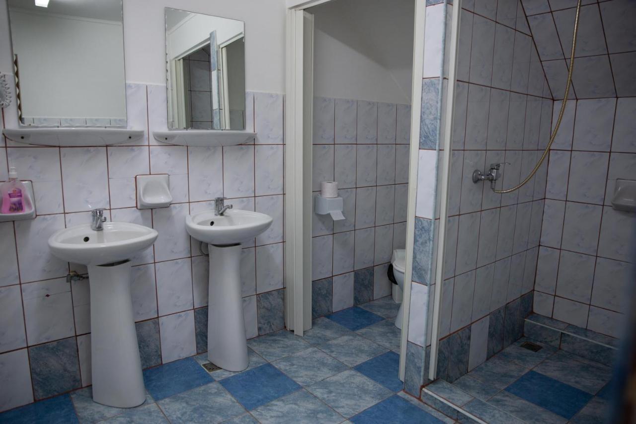 Motel Moara Veche Săcălăşeni Exteriör bild
