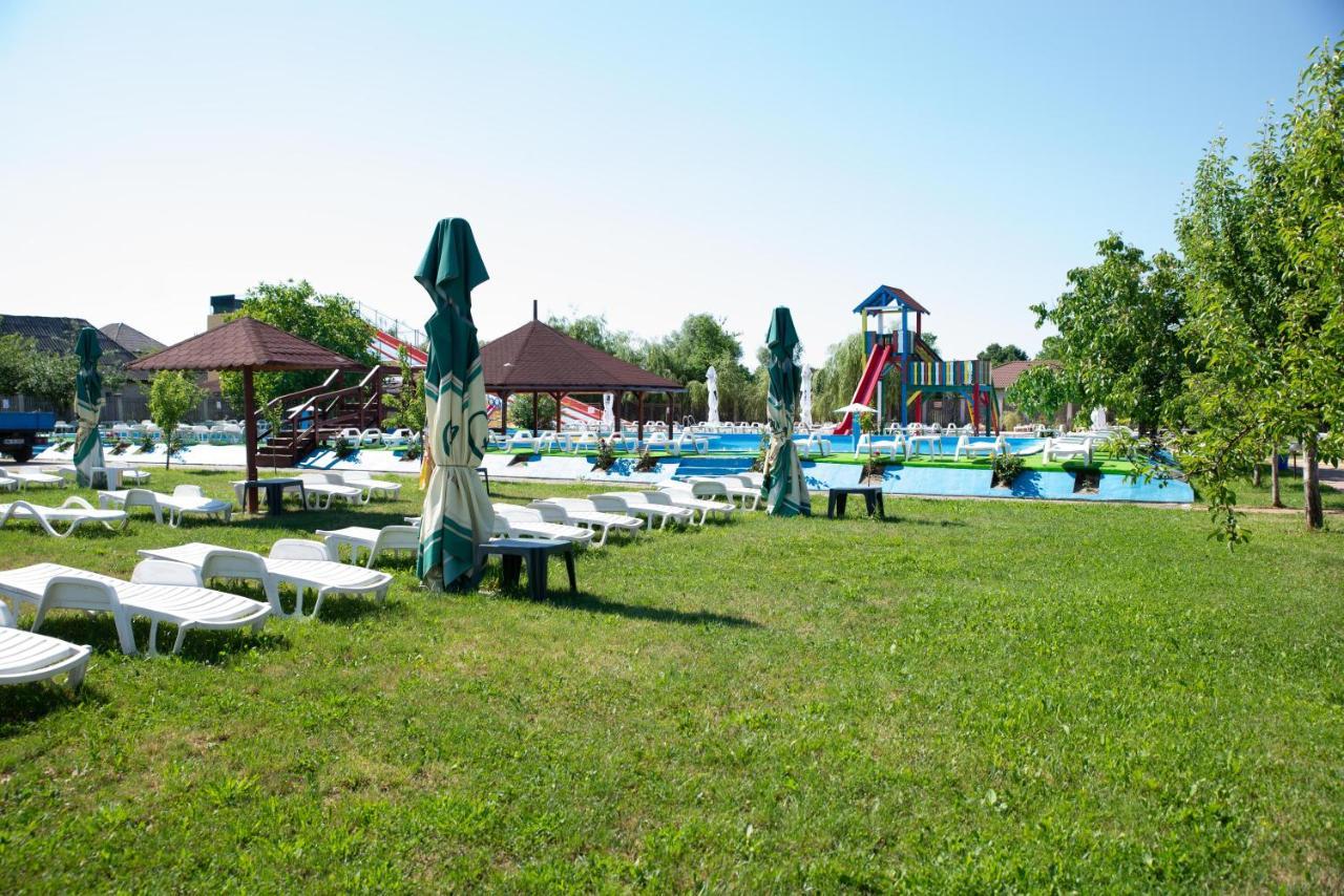 Motel Moara Veche Săcălăşeni Exteriör bild