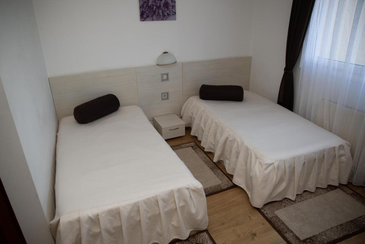 Motel Moara Veche Săcălăşeni Exteriör bild
