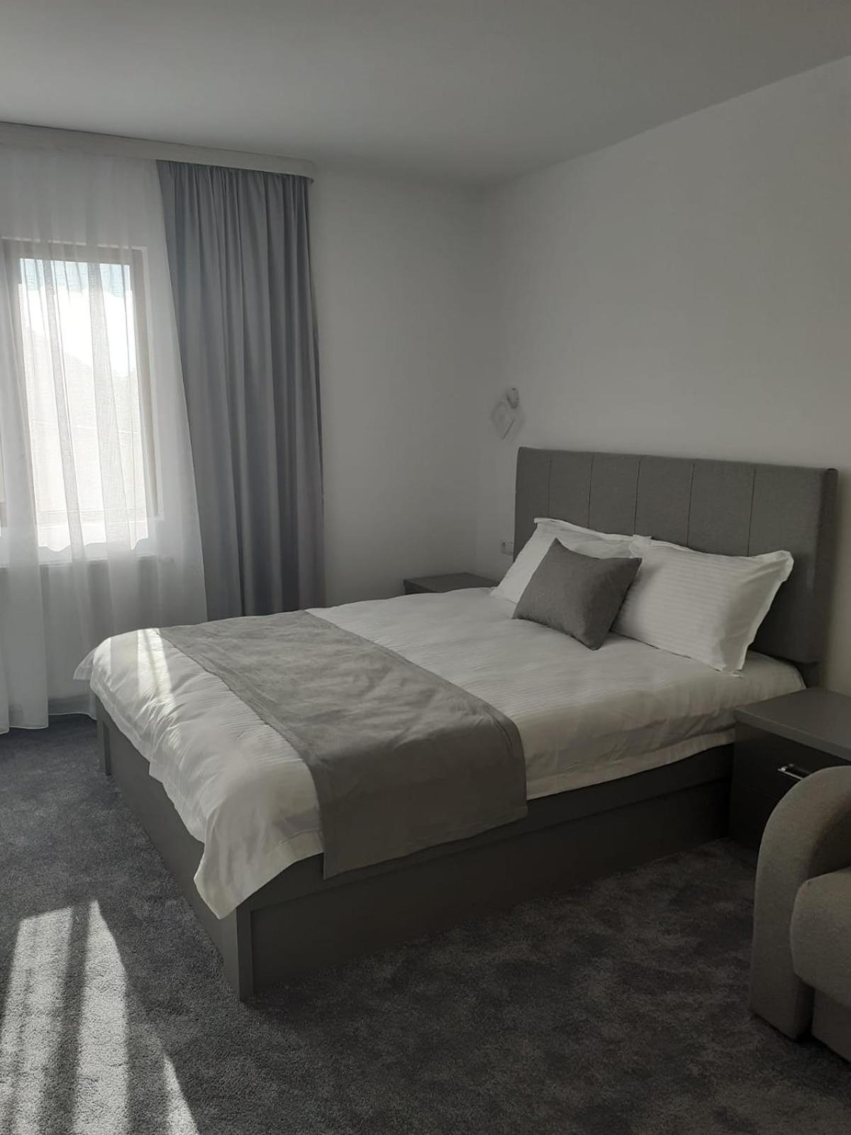 Motel Moara Veche Săcălăşeni Exteriör bild
