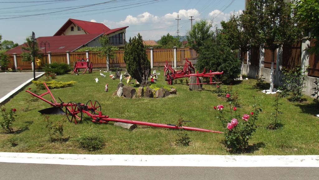 Motel Moara Veche Săcălăşeni Exteriör bild
